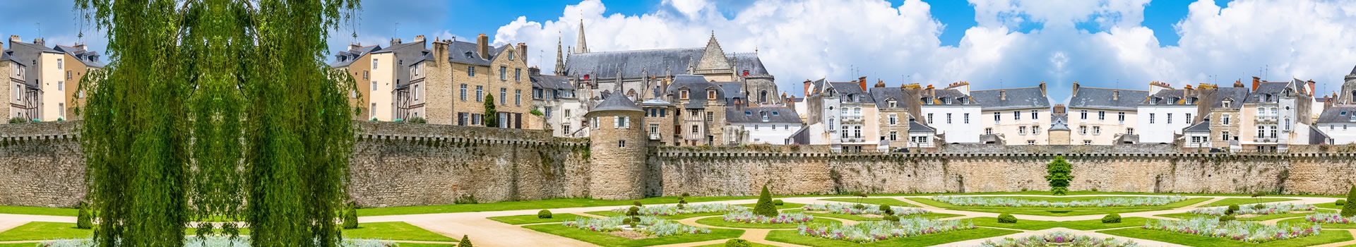 La tua vacanza **Vannes** inizia qui