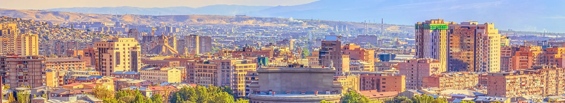La tua vacanza **Yerevan** inizia qui