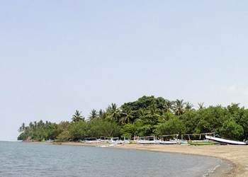 Lovina Beach