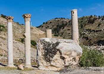 Pella
