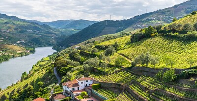 Percorso attraverso la Regione di Minho e la Valle del Douro