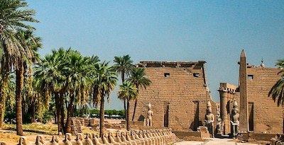 Dal Cairo ad Abu Simbel su strada Dal Cairo ad Abu Simbel su strada