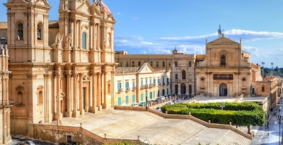 Percorso alla scoperta della Sicilia, da Catania a Agrigento Percorso alla scoperta della Sicilia, da Catania a Agrigento