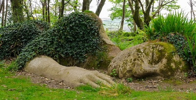 Percorso nei Giardini e nei Borghi Inglesi Percorso nei Giardini e nei Borghi Inglesi