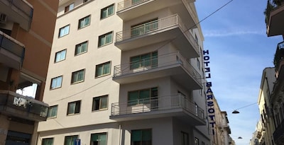 Barsotti Hotel