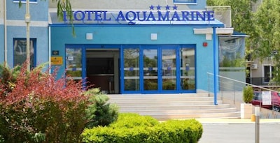 Aquamarine Apartments