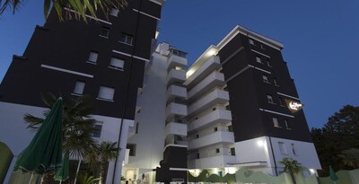 Nero D'Avorio Aparthotel & SPA