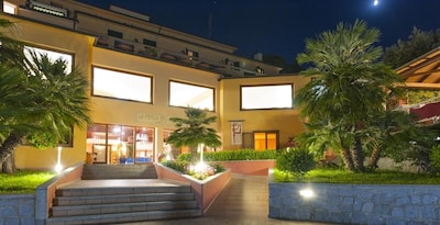 Hotel La Perla Del Golfo