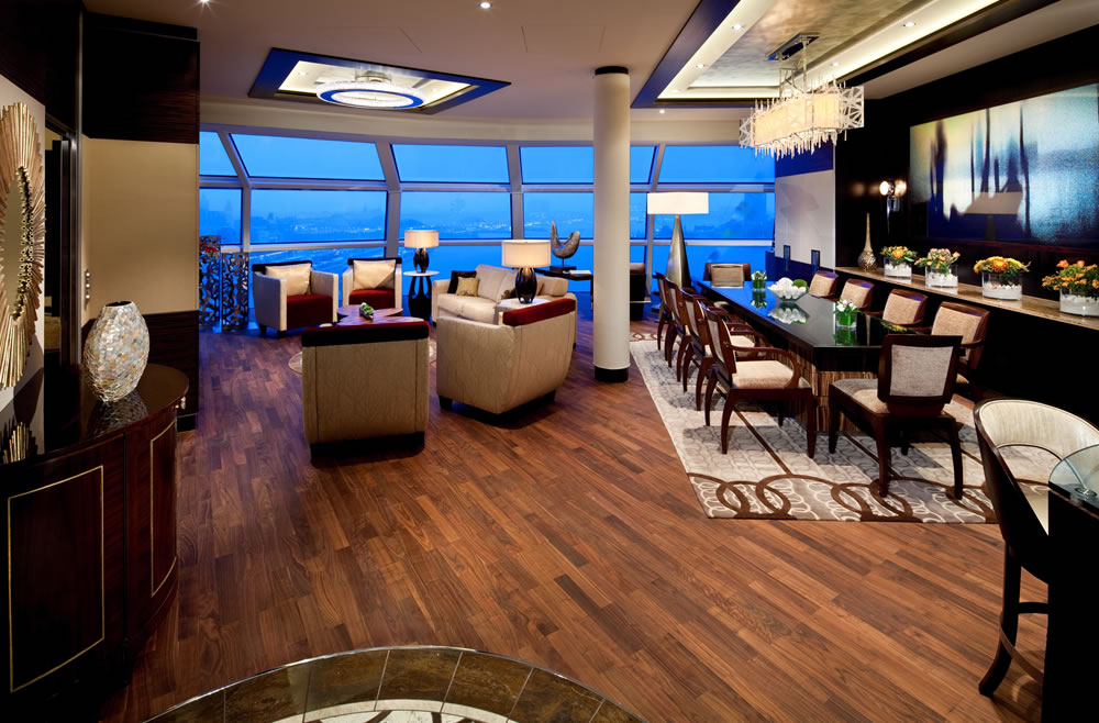 Foto Celebrity Reflection17