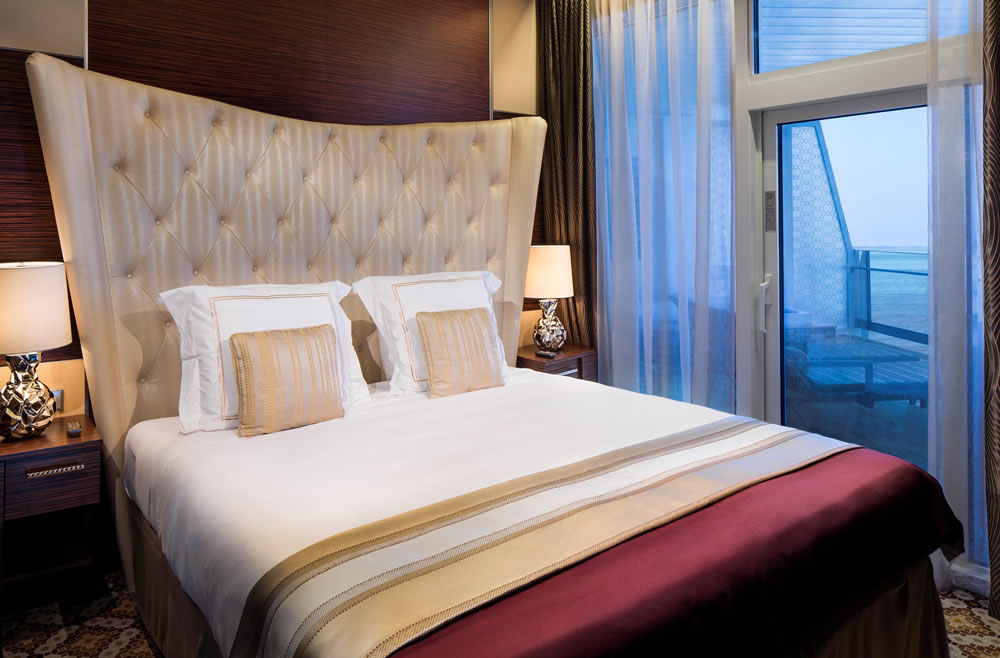 Foto Celebrity Reflection19