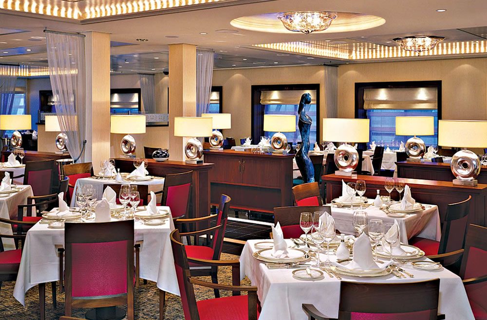 Foto Queen Mary 225