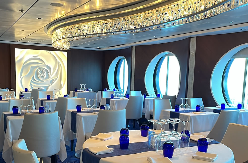 Foto Celebrity Infinity15