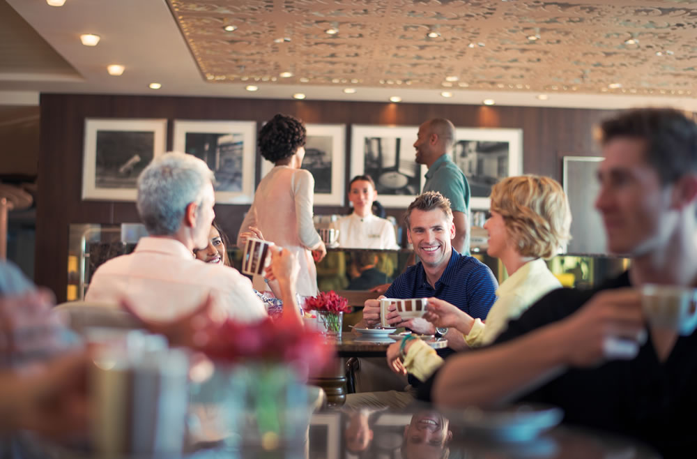 Foto Celebrity Silhouette5