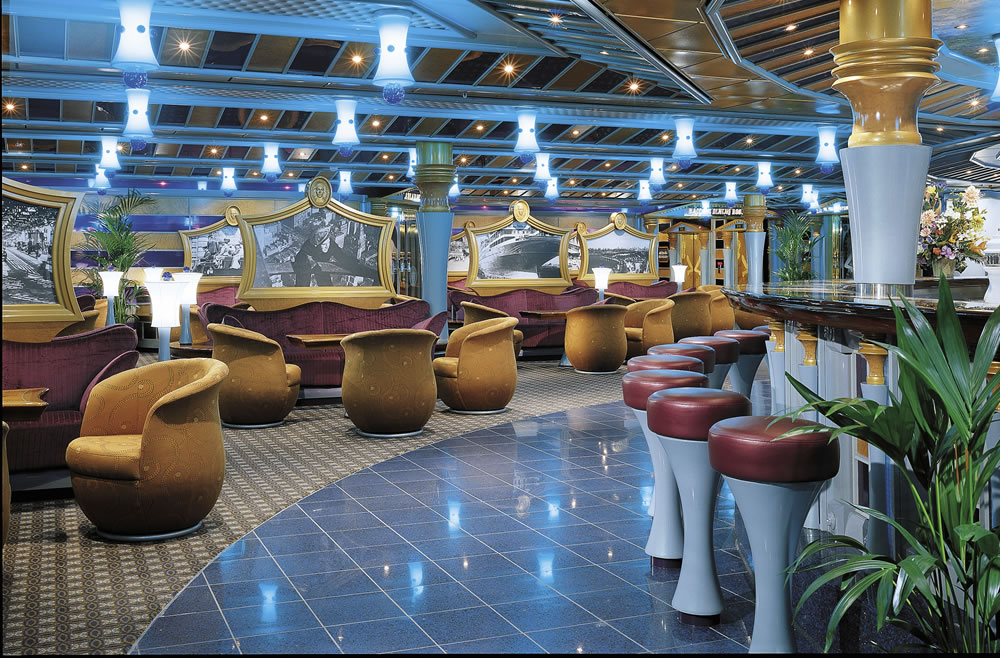 Foto Carnival Miracle10