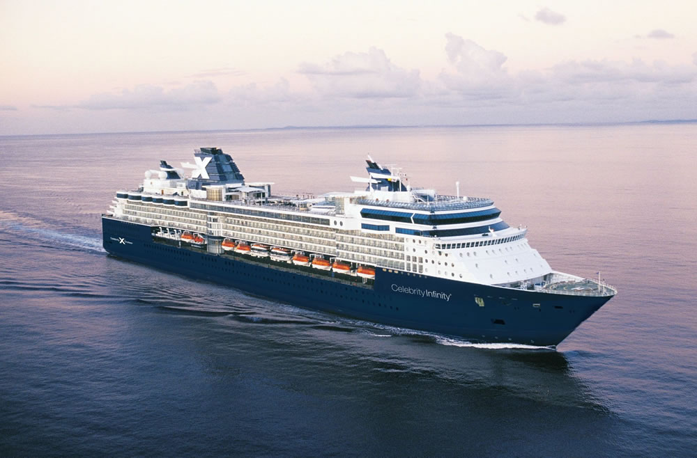 Foto Celebrity Infinity1