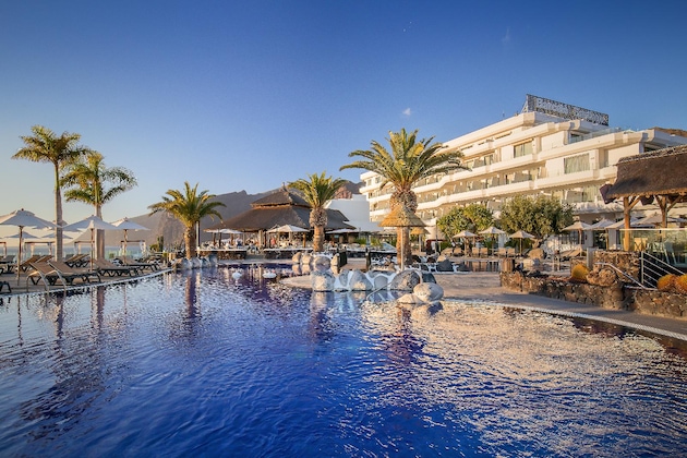 Gallery - Barcelo Santiago - Adults only