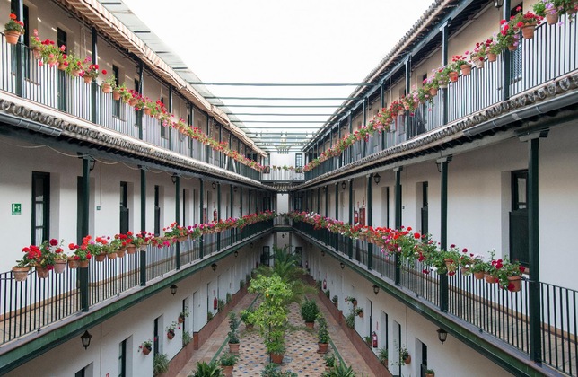 Gallery - Corral De Los Chícharos