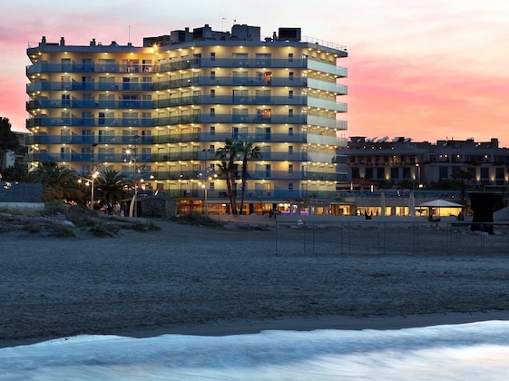 Gallery - Golden Donaire Beach
