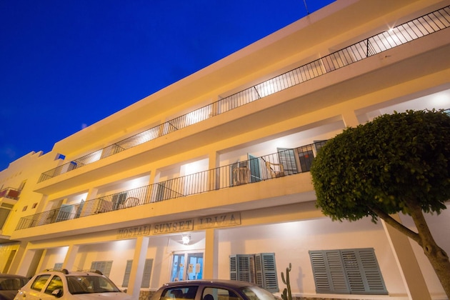 Gallery - Hostal Sunset Ibiza
