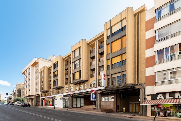 Gallery - Oyo Hotel Francabel