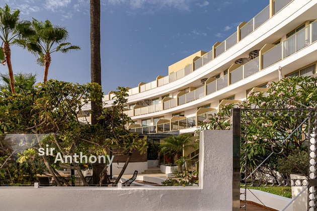 Gallery - Sir Anthony Hotel