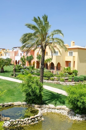 Gallery - Jardim Da Meia Praia Hotel