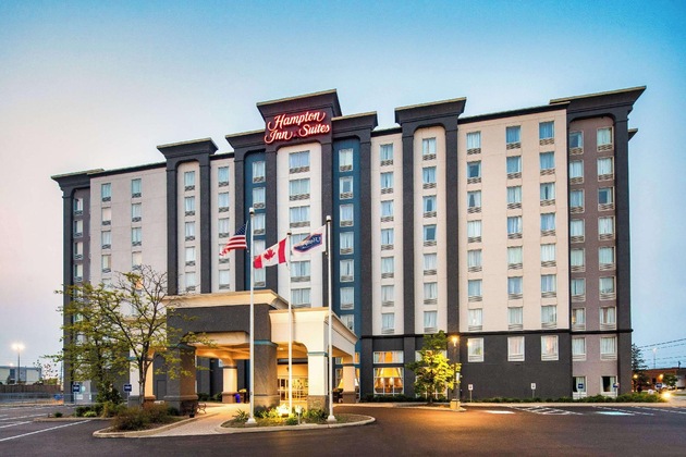 Gallery - Hampton Inn & Suites By Hilton Toronto Airport