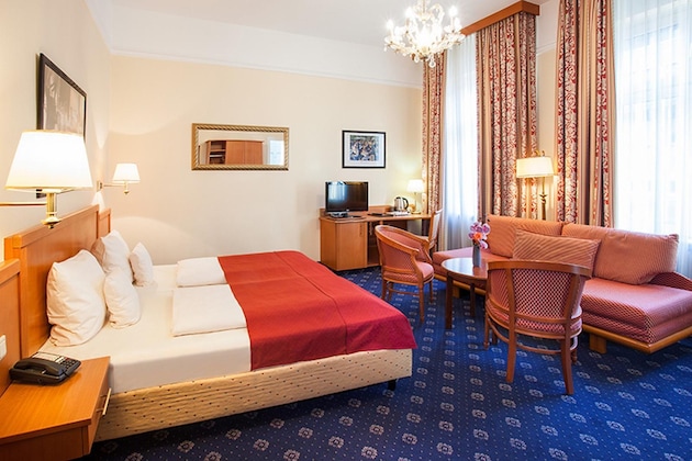 Gallery - Centro National Frankfurt, Trademark Collection By Wyndham