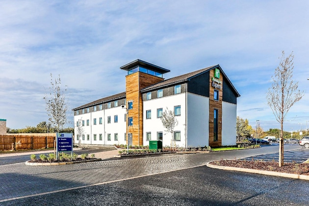Gallery - Holiday Inn Express Cambridge By Ihg