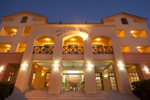 Gallery - Samaina Inn
