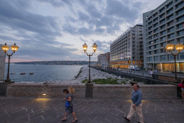 Gallery - Royal Continental Hotel Naples