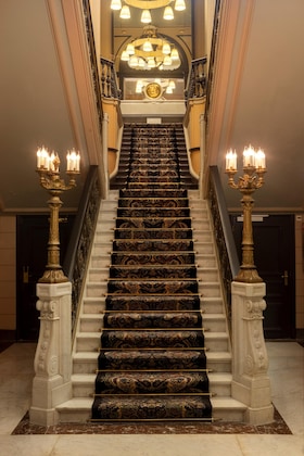 Gallery - Hotel Des Indes