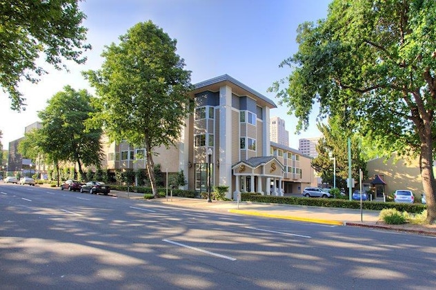 Gallery - Best Western Plus Sutter House
