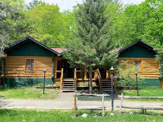 Gallery - Auberge Alpine Inn