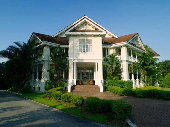 Gallery - Carcosa Seri Negara