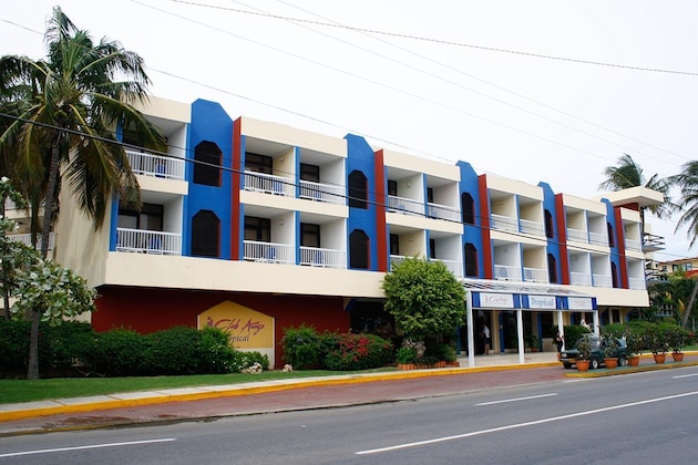 Gallery - Hotel Club Tropical