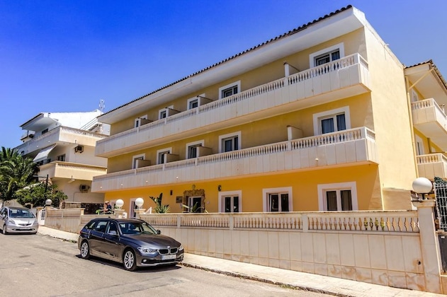 Gallery - Bluewater Hotel