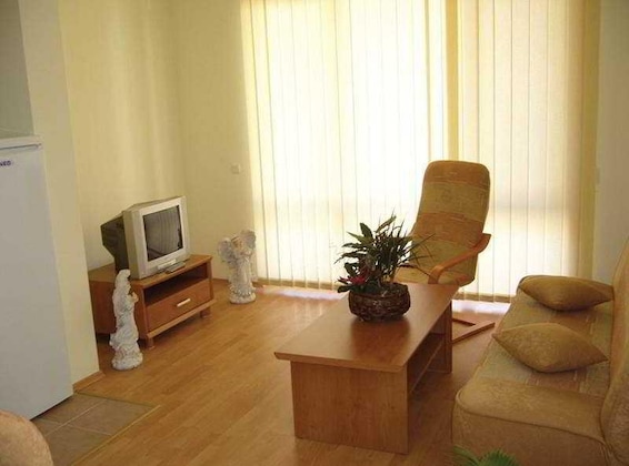 Gallery - Golden Fort Apartments