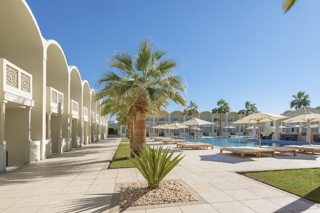 Gallery - Reef Oasis Beach Resort