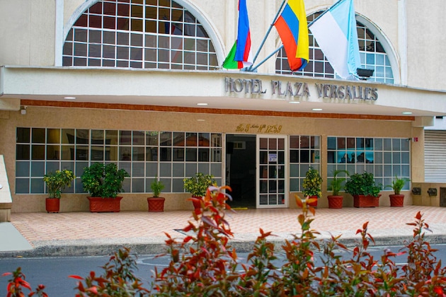 Gallery - Hotel Plaza Versalles