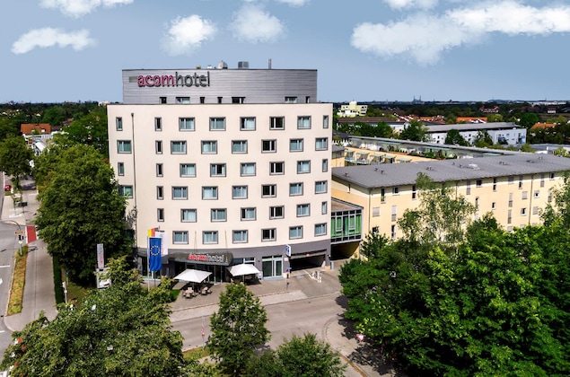Gallery - Premier Inn Munchen Messe
