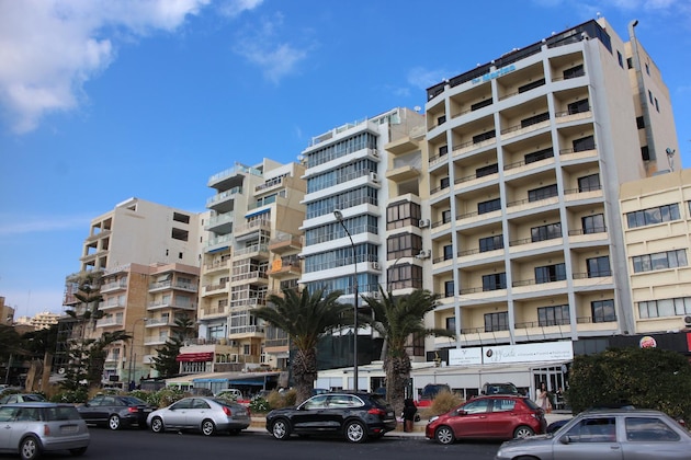 Gallery - Sliema Marina Hotel