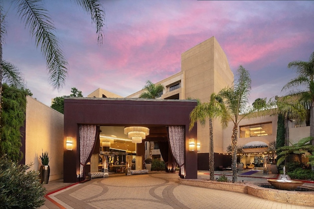 Gallery - Avenue Of The Arts Costa Mesa, A Tribute Portfolio Hotel