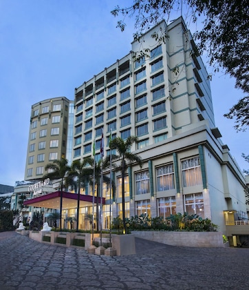 Gallery - Courtyard By Marriott Bandung Dago