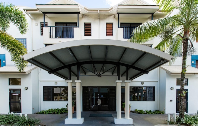 Gallery - Cairns Queens Court