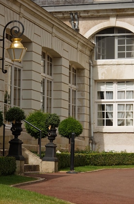 Gallery - Château De Beauvois - La Maison Younan