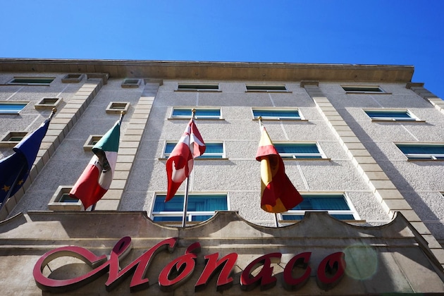 Gallery - Hotel Monaco