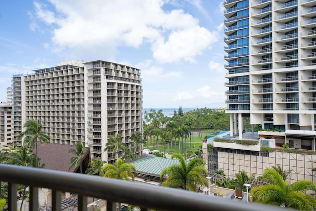 Gallery - Embassy Suites Waikiki Beach Walk