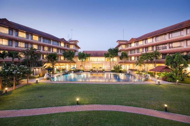 Gallery - The Imperial River House Resort