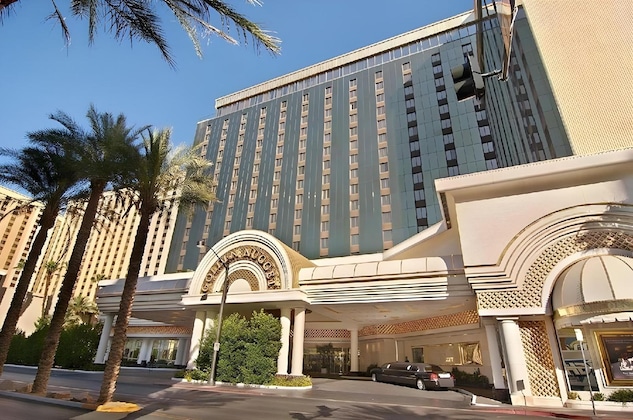 Gallery - Golden Nugget Las Vegas Hotel & Casino